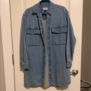 Universal Threads Women’s Denim Long Shirt Jacket Shacket, Size Medium